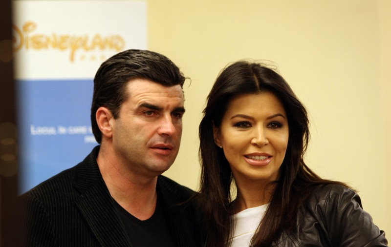 VIDEO/ Simona Pătruleasa a schimbat mai multe case până a găsit căminul ideal. „Când m-am mutat cu soțul meu, am început amândoi de la cuțit și furculiță”