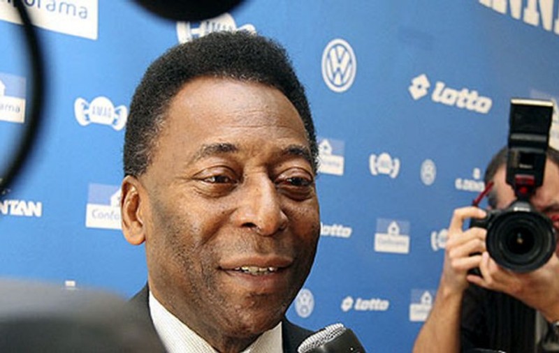 Pelè, internat în spital. Starul și-a anulat acțiunile din aceste zile