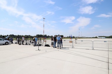Românii din Kabul, evacuaţi cu aeronava MApN, aterizează sâmbătă pe Otopeni (foto Eli Driu)