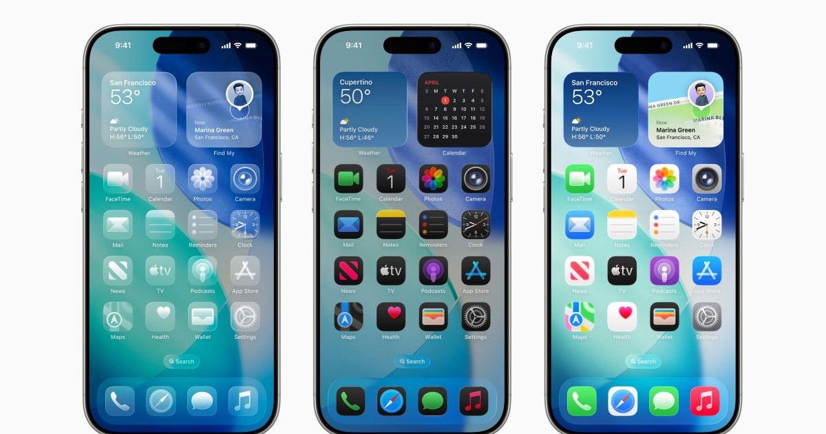 Imagine de prezentare cu iOS 26 pe trei iPhone-uri dispuse unul lângă celălalt, cu ecranul de pornire afișat pe display-uri.
