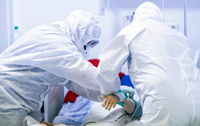 Un pacient cu Covid-19, internat la Spitalul de Pneumoftiziologie din Sibiu, s-a sinucis