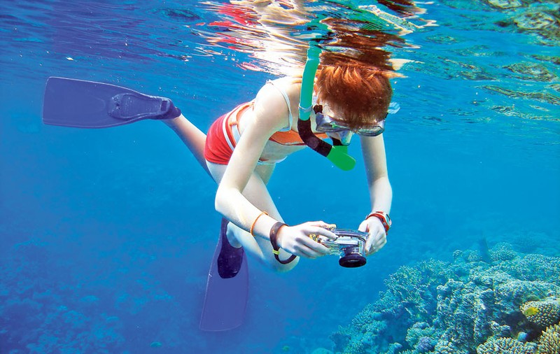 Cu ce te distrezi la mare? Îţi prezentăm câteva gadgeturi care îţi vor înveseli vacanţa