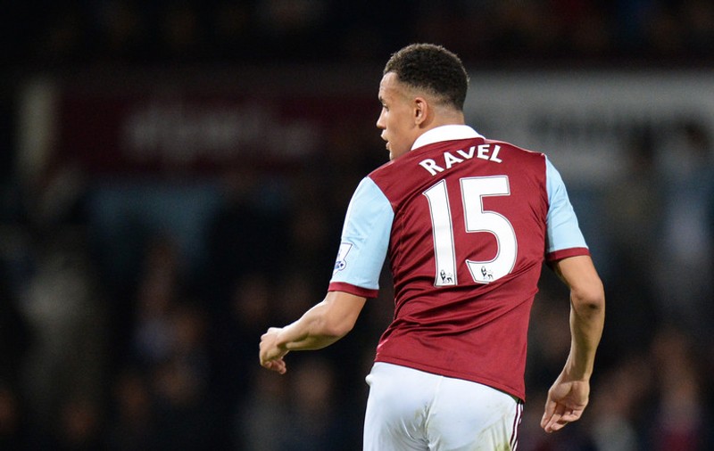 Un jucător de la West Ham, reținut după ce a agresat două femei