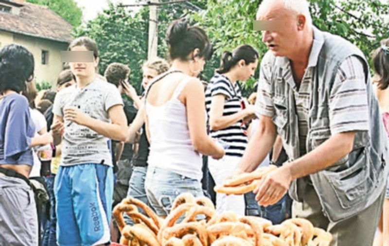 Mănânci covrigi în exces? Uite ce BOALĂ TERIBILĂ RIŞTI SĂ FACI
