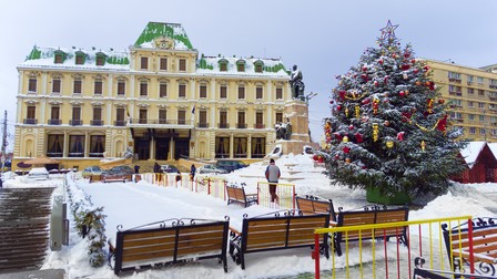 Piața Unirii - obiective turistice Iași