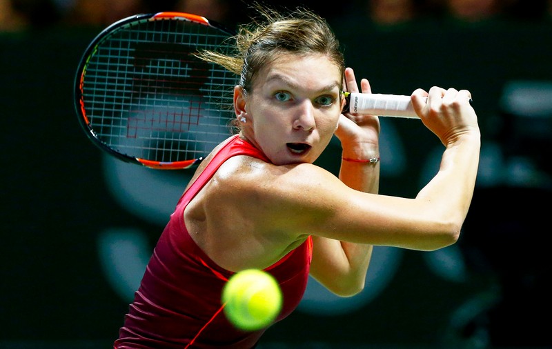 Simona Halep ar putea s-o înfrunte, în Australia, pe eleva lui Wim Fissette, ^antrenorul de care românca s-a despărțit cu un sms