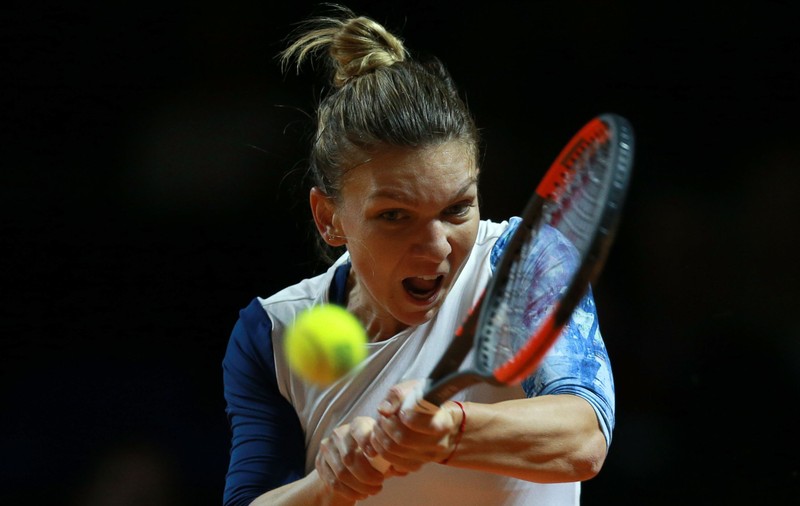 Simona Halep - Laura Siegemund 4-6, 5-7, în semifinală la Stuttgart. Simona n-a putut contracara jocul agresiv al adversarei
