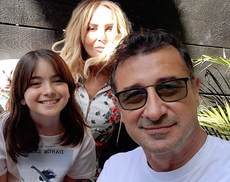 Daniela Gyorfi spune de ce fiica ei se duce cu frică la școală: „Te omoară examenele”. Maria a învățat doi ani în sistem online