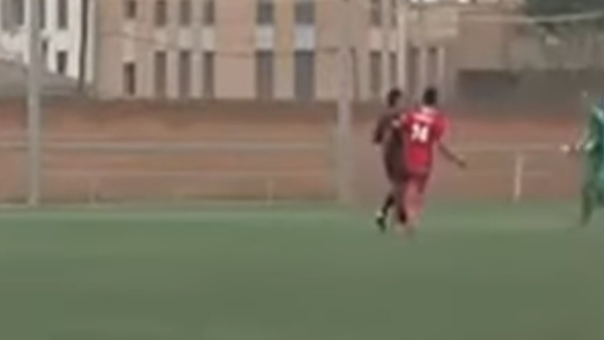 Un arbitru a fost bătut cu bestialitate
