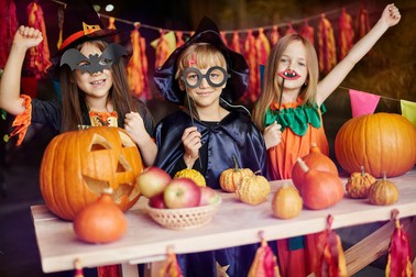 Aranjamente pentru școală pentru petrecerea de Halloween