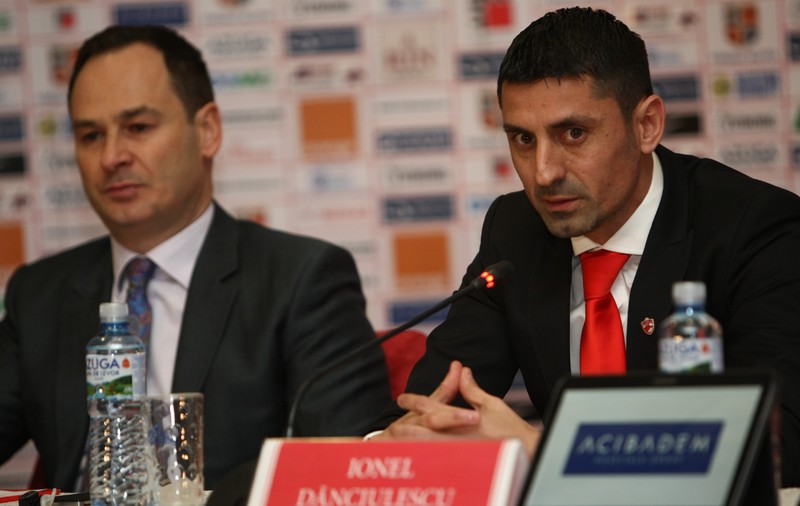 Ionel Dănciulescu, după ce Ionuţ Negoiţă a fost pus sub control judiciar: "Este o problemă personală, nu afectează echipa"