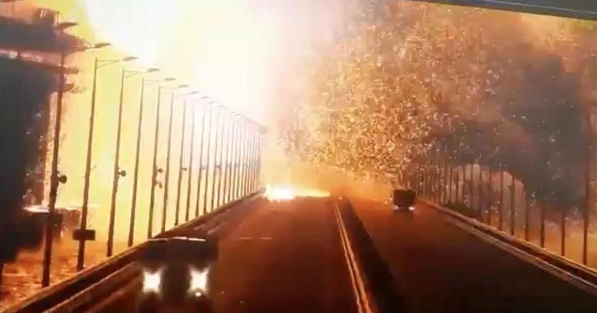 Podul Kerci a fost lovit de trei ori de Ucraina, de la începutul războiului. Foto Profimedia
