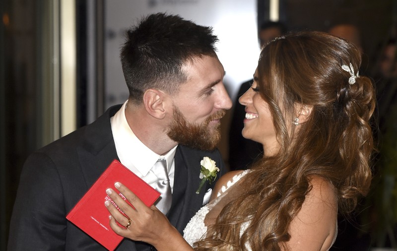 Cum se distrează Lionel Messi în luna de miere. Fotbalistul a avut parte de o surpriză | GALERIE FOTO