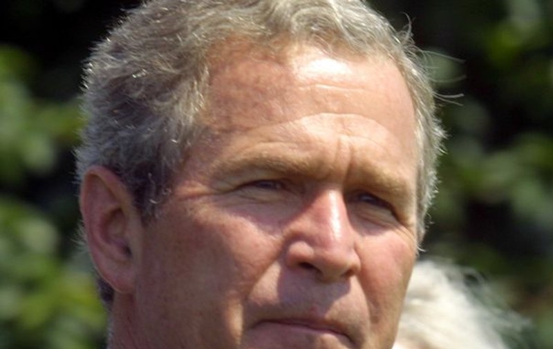 Bush, dat în judecată