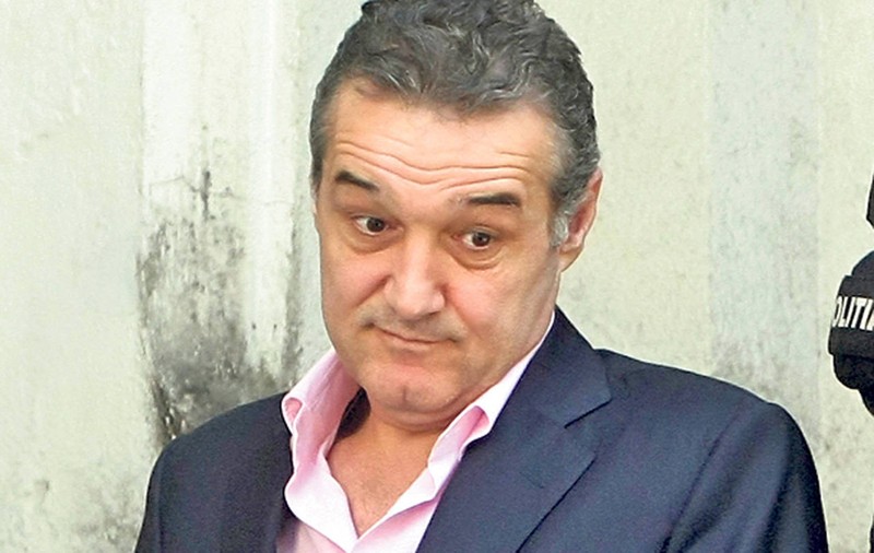 Gigi Becali, despre bebelușul Valentinei Pelinel: "Nu este un copil făcut natural"