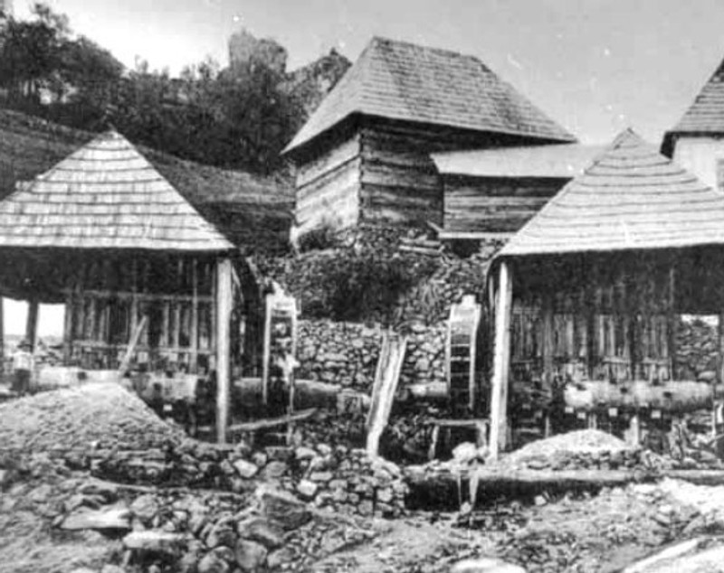 Cum erau torturați proprietarii de mine din Munții Apuseni în primii ani ai comunismului: „Predă aurul! Dă-l, știm că mai ai!”