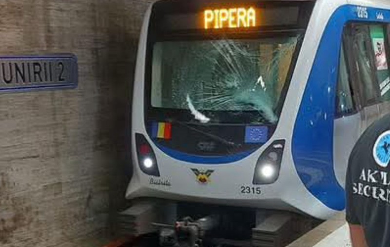 Incident la metrou, pe magistrala M2. O persoană a murit în stația de metrou Piața Unirii