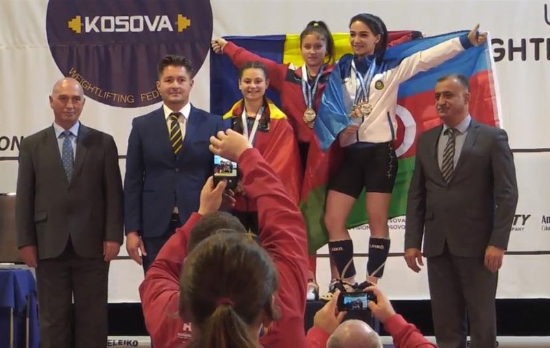 Haltere. România a luat 14 medalii într-o zi la Campionatele Europene U 15 și U 17!
