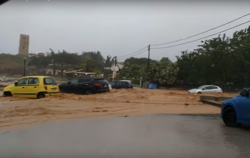Inundații puternice în Grecia. Oameni evacuați din calea apelor