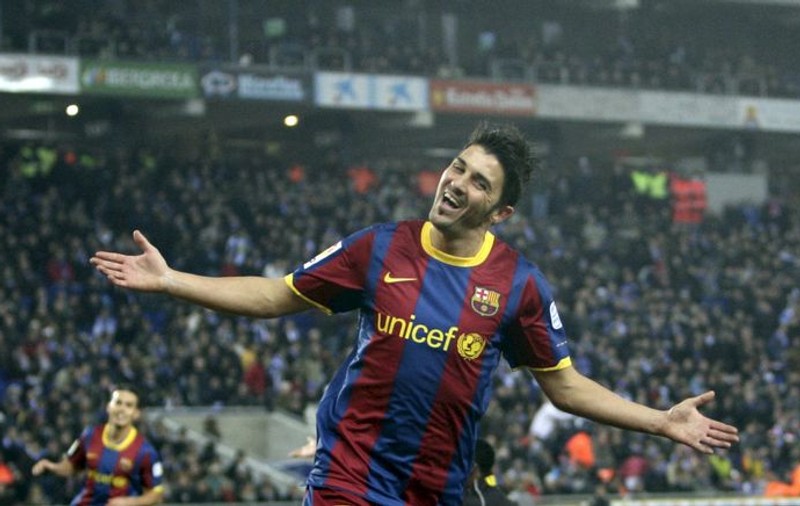 Barcelona umileşte pe Espanyol (1-5), iar Milan se împiedică de Roma (0-1)