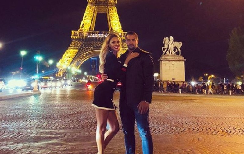 Bianca Drăguşanu ar fi renunțat la “Asia Express” pentru Alex Bodi. “L-am întrebat și mi-a spus, du-te! “