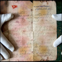 O scrisoare de pe Titanic s-a vândut cu 126.000 de lire