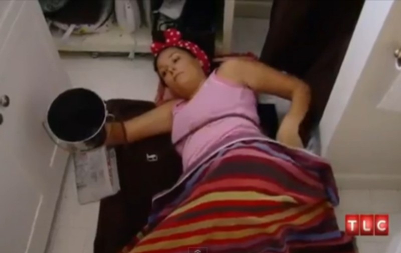 DEZGUSTĂTOR! O femeie a devenit DEPENDENTĂ DE CLISMA CU CAFEA! Ai face aşa ceva? | VIDEO