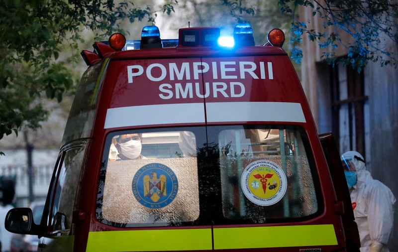Focarele de COVID-19 din Sebeş se extind şi în Poliţie. Cinci poliţişti în izolare, după ce unul a fost depistat pozitiv