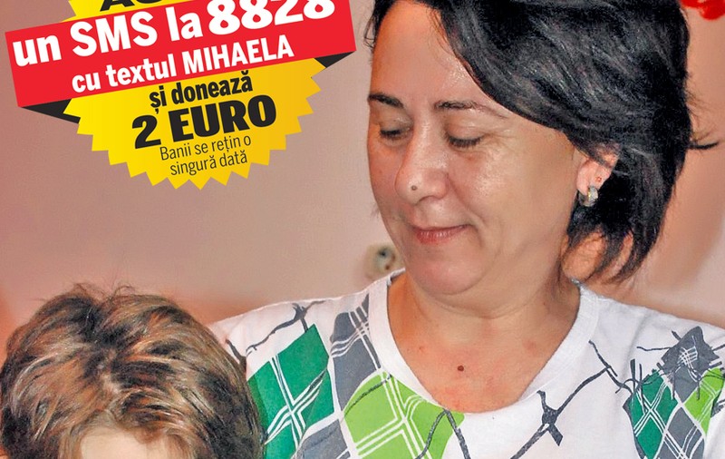 Transplantul de celule stem, singura şansă a Mihaelei! Are 14 ani, dar nu poate vorbi şi nu poate face nimic din tot ce fac ceilalţi copilaşi de vârsta ei