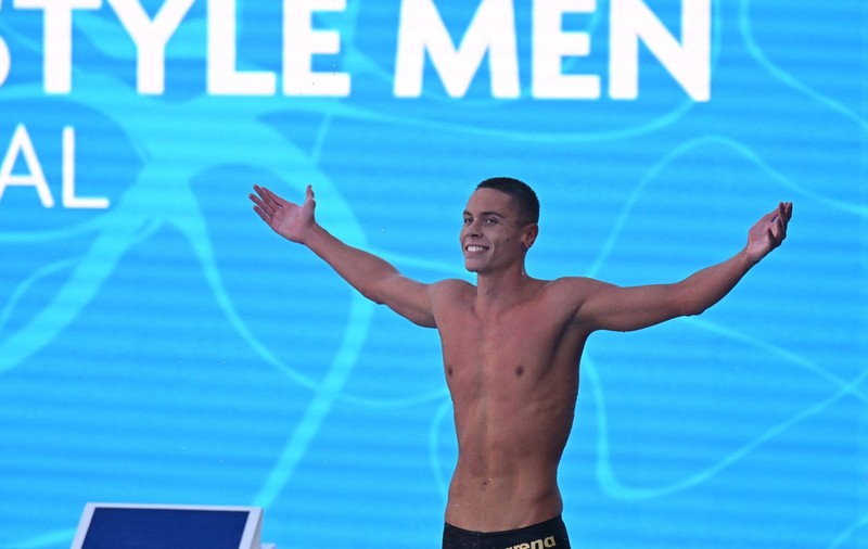 David Popovici, un nou record mondial și aur în finala probei de 100 m liber, la Campionatele Europene de nataţie de la Roma!