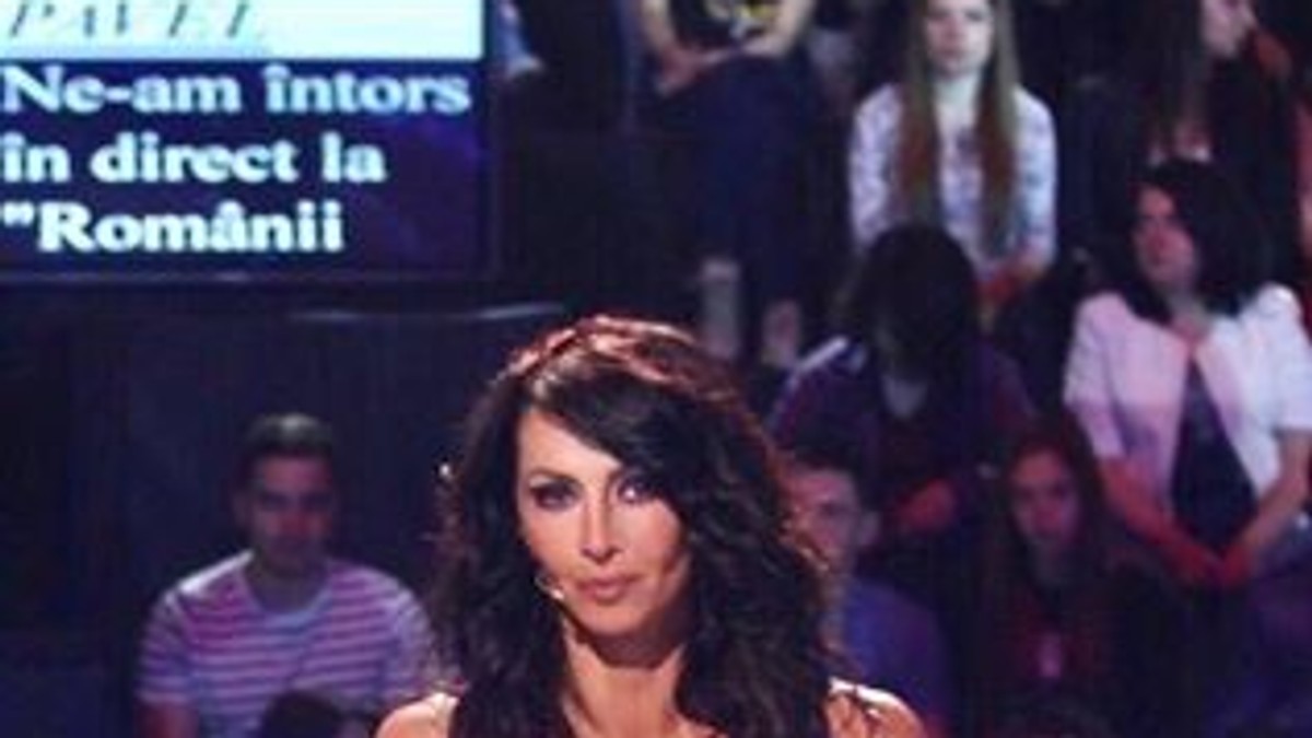 Mihaela Rădulescu a încins grătarul. Distracție în familie de 1 mai pentru diva de la Monaco