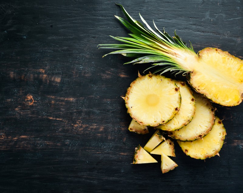 Ananas - beneficii pentru sănătate. Cât ananas este recomandat să mănânci zilnic