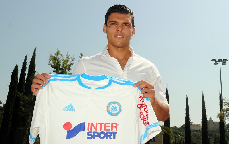 Rekik, de la Olympique Marseille, a fost jefuit în timp ce dormea