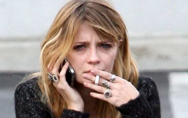 Mischa Barton a rămas fără prieteni
