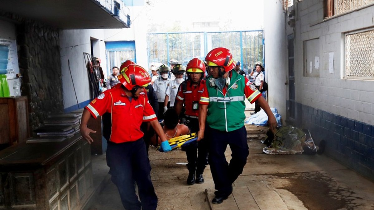 Patru deținuți au fost decapitați, în timpul unei revolte dintr-o închisoare din Guatemala
