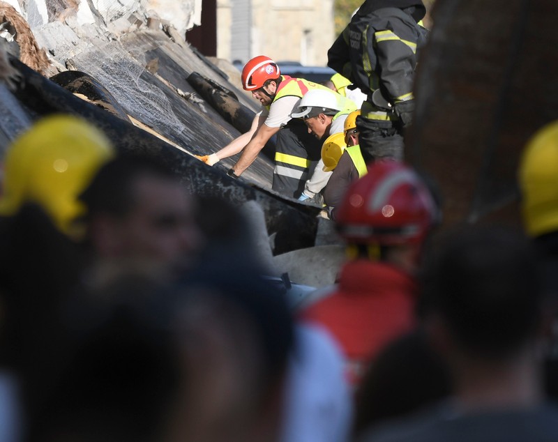13 morți în Serbia, după ce acoperișul unei gări din Novi Sad s-a prăbușit | VIDEO