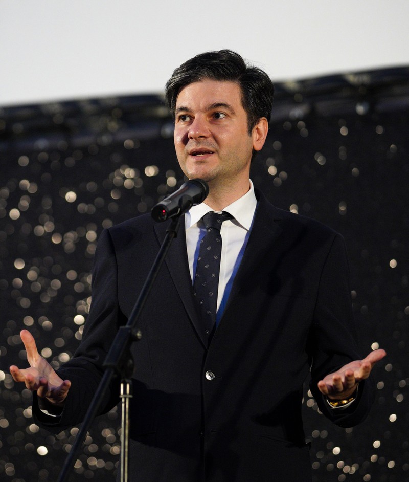 Presedintele Institutului Cultural Roman, Liviu Jicman, participa la gala de deschidere a celei de-a 21-a editie a Festivalului International de Film Transilvania (TIFF), in timpul careia este proiectat filmul ''Reteaua Jane'' (r. Phyllis Nagy), in Piata Unirii din Cluj-Napoca, vineri, 17 iunie 2022. RAUL STEF / MEDIAFAX FOTO
