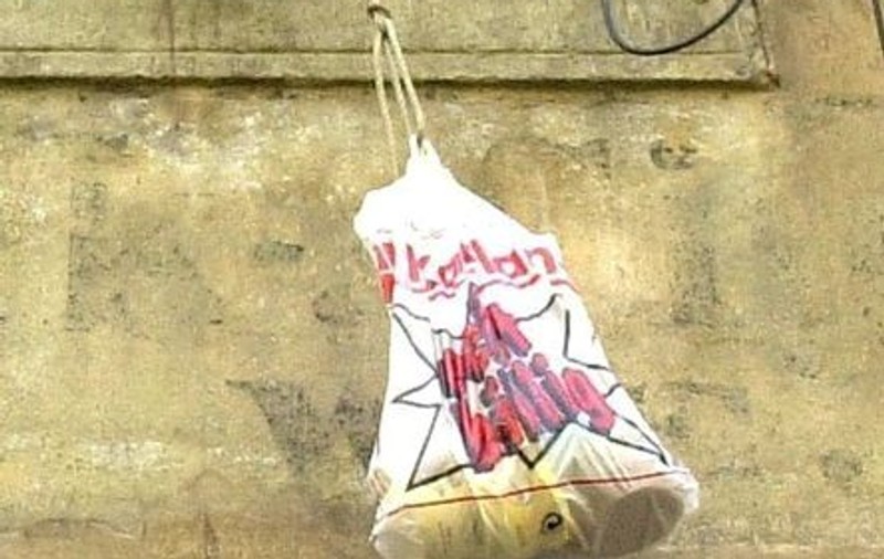 Un bărbat care încerca să fugă de la soţie a fost luat drept terorist