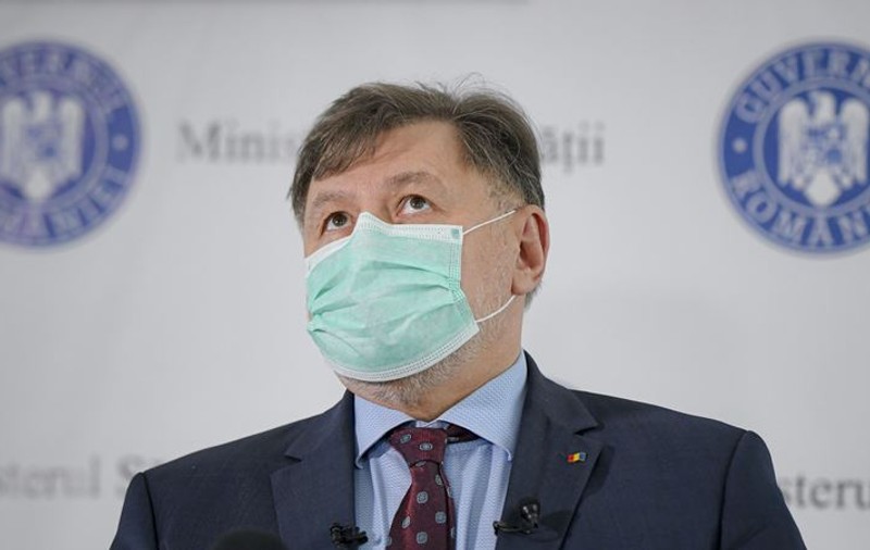 Alexandru Rafila: „Instaurarea unor restricţii depăşeşte competenţa şi puterea Ministerului Sănătăţii”