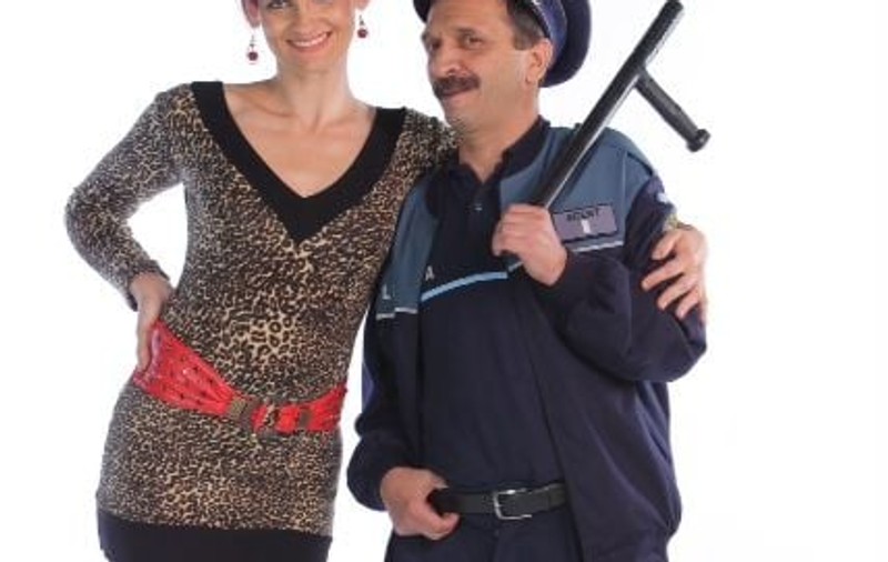 Elvira Deatcu și Radu Gabriel, un cuplu plin de umor în "Pariu cu viața"