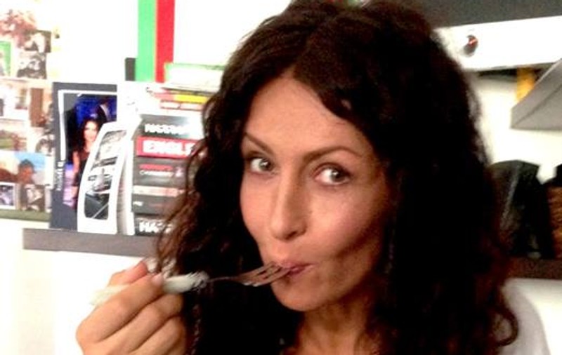 Mihaela Rădulescu DEZVĂLUIE UN SECRET CULINAR! Uite ce mănâncă "PENTRU O TALIE SUBŢIRE"