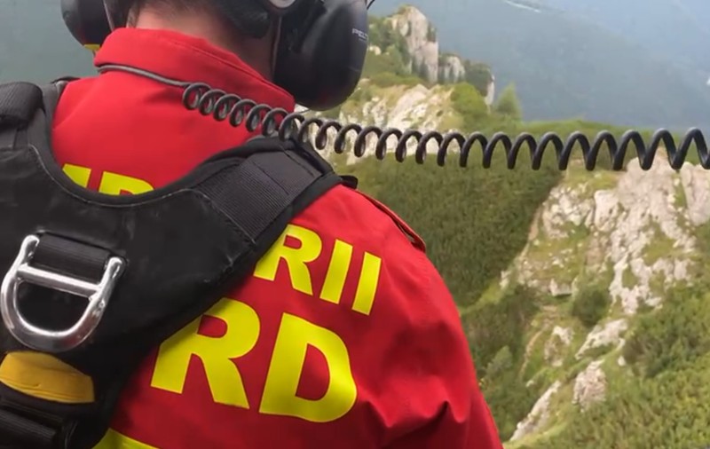 Turişti răniţi pe trasee din Bucegi. Pentru unul dintre ei s-a intervenit cu elicopterul