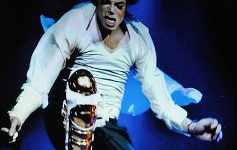 Album foto de 17 kg dedicat lui Michael Jackson, lansat de Crăciun
