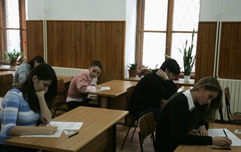 Noi perle de la Bacalaureat 2011, sesiunea din toamnă