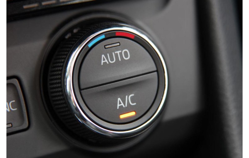 Întreținerea sistemului de climatizare auto – cât de des trebuie verificat freonul?