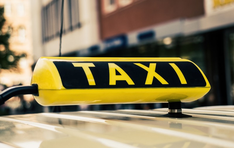 Un român cu salariul de 4.200 de euro a mers cu taxiul fără să plătească până a ajuns la închisoare: „Aici m-am purificat”