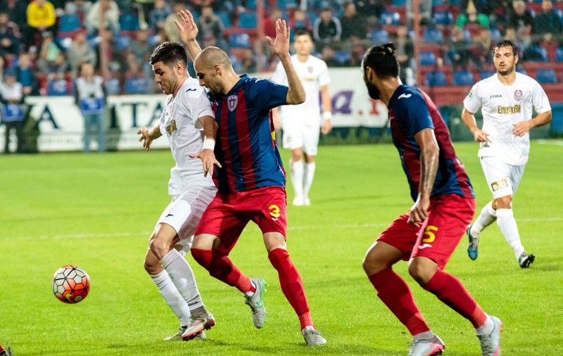 Dan Petrescu l-a dat afară pe Sasa Balic! Era unul dintre jucătorii aduși la CFR Cluj în această vară