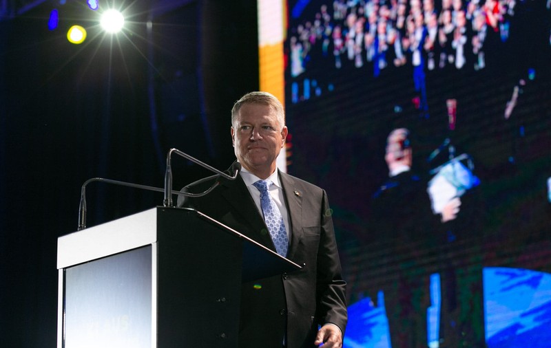 Iohannis: ”Îmi doresc ca moțiunea să fie încununată de succes. A mai rămas treaba cu Secția specială de rezolvat”