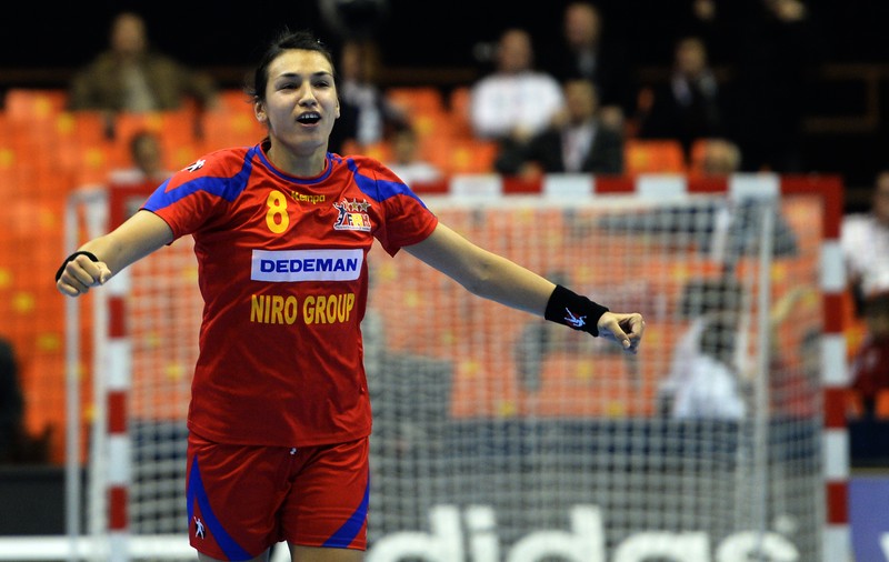 Trofeul Carpați la handbal feminin. Cristina Neagu: ”Un test înainte de Europene!”