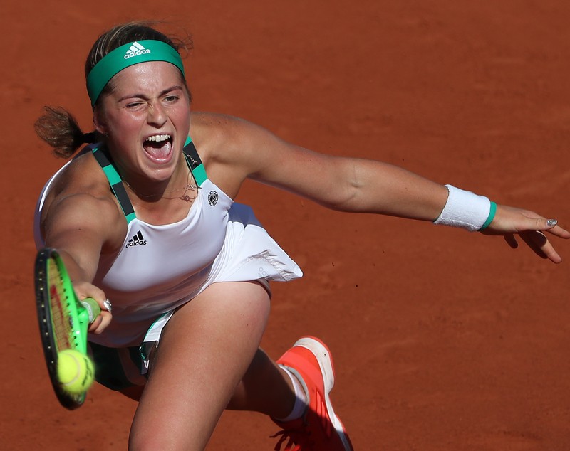 Jelena Ostapenko e nebună! Cine a făcut această acuzație ! ”A aruncat cu racheta în direcția unui copil de mingi”. ”Bitch fight” în 2016! A lovit-o și pe Simona / FOTO&VIDEO